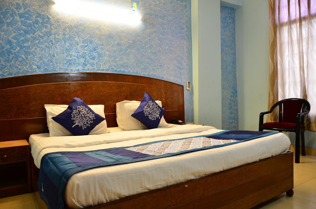 Airport Hotel Paradise International Нью-Дели Экстерьер фото